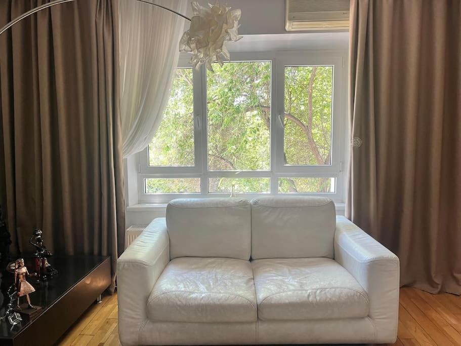 Charming Apartment/King Size Bed Bucureşti Eksteriør bilde