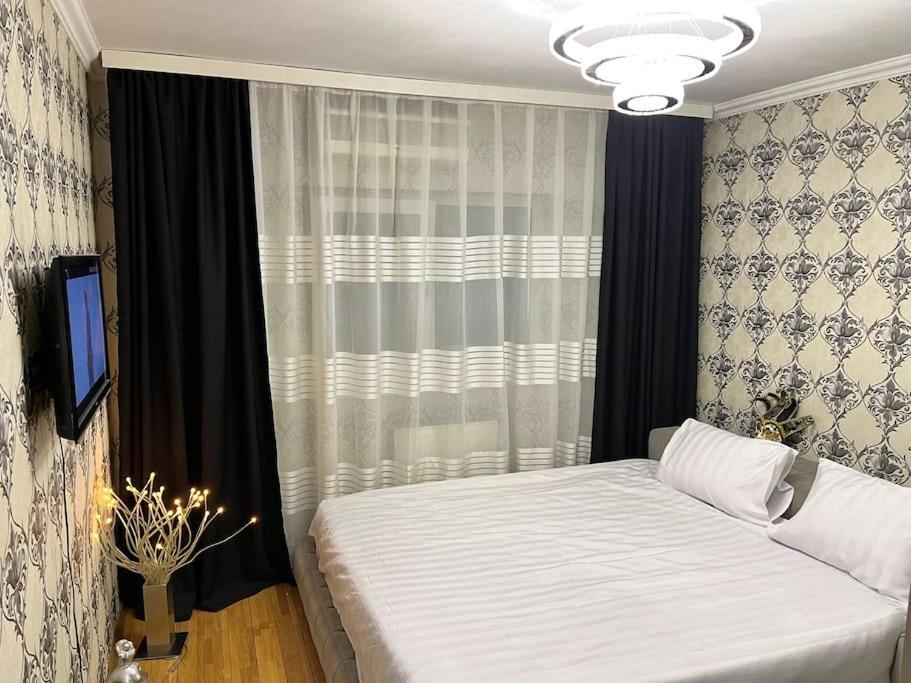 Charming Apartment/King Size Bed Bucureşti Eksteriør bilde